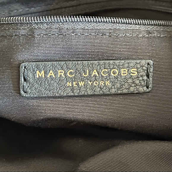 Marc Jacobs Black Leather Empire City Leather Structured Top Handle Tote Bag - Picture 11 of 16